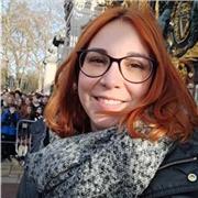 Graduada en relaciones laborales y máster en Recursos Humanos